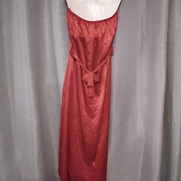 Halloween costume - Picture 2 of 3